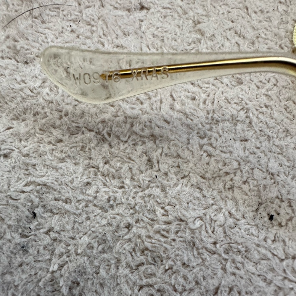 Ray-Ban W0976 Vintage Classic Gold Frame Sunglasses w/ Gray/Green glass Lenses - Picture 9 of 9